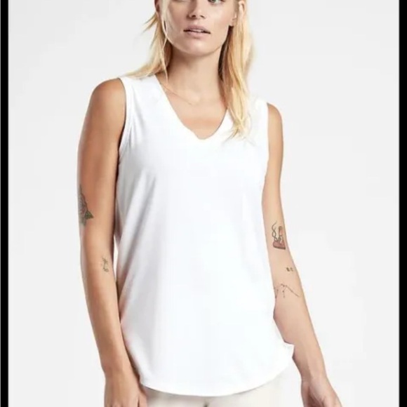 Athleta Tops - Athleta Essential V-Neck‎ Tank Size Small